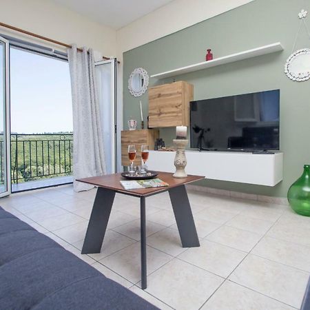 بيليكاس Luxury Skyline Apartment المظهر الخارجي الصورة